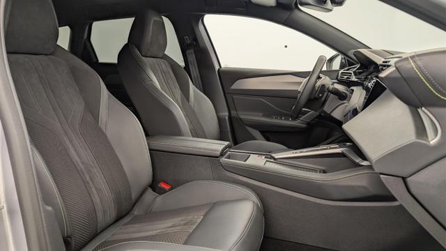 Peugeot 308 SW PHEV 225 e-EAT8 GT 