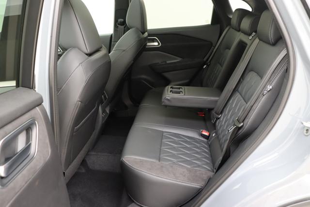 Nissan Qashqai Tekna Plus + 2 Tone 