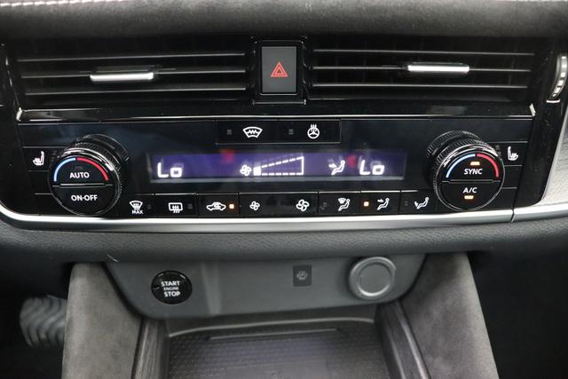 Nissan Qashqai Tekna Plus + 2 Tone 
