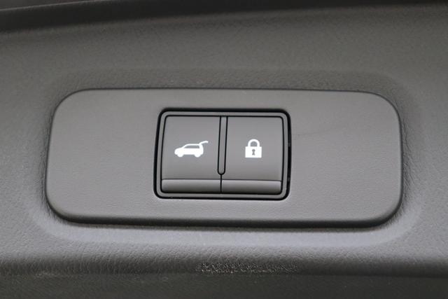 Nissan Qashqai Tekna Plus + 2 Tone 
