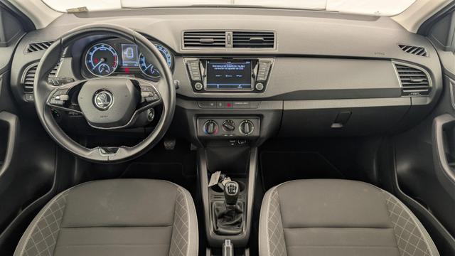 Skoda Fabia 1.0 MPI 60 CH BVM5 BUSINESS 