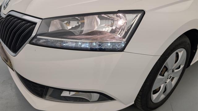 Skoda Fabia 1.0 MPI 60 CH BVM5 BUSINESS 