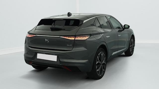 DS Automobiles 4 PureTech 130 EAT8 Etoile - Alcantara 