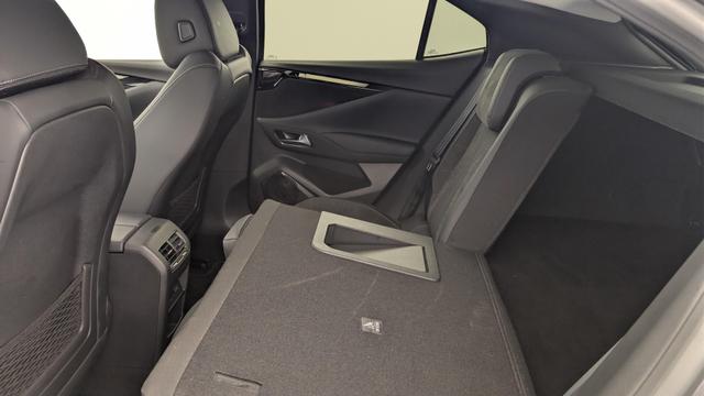 DS Automobiles 4 PureTech 130 EAT8 Etoile - Alcantara 
