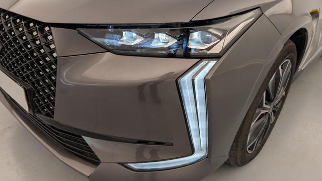 DS Automobiles 4 PureTech 130 EAT8 Etoile - Alcantara 