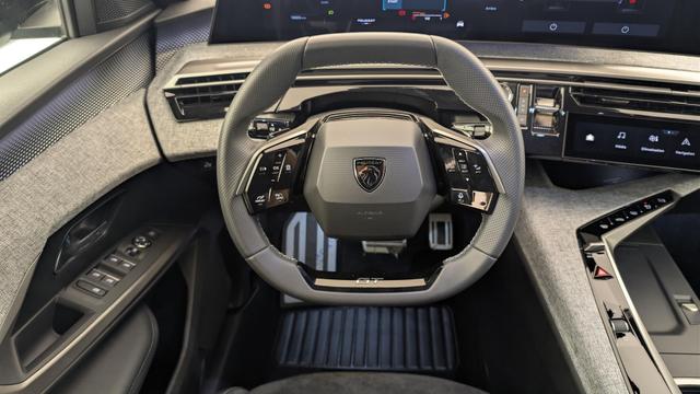 Peugeot 5008 HYBRID 145CH E-DCS6 GT 