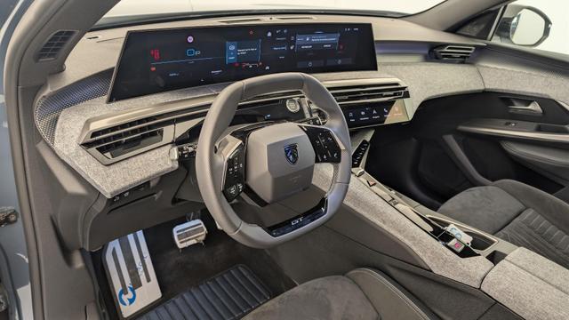 Peugeot 5008 HYBRID 145CH E-DCS6 GT 