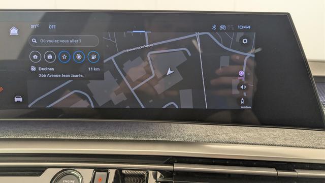 Peugeot 5008 HYBRID 145CH E-DCS6 GT 
