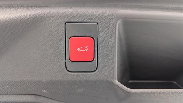 Peugeot 5008 HYBRID 145CH E-DCS6 GT 