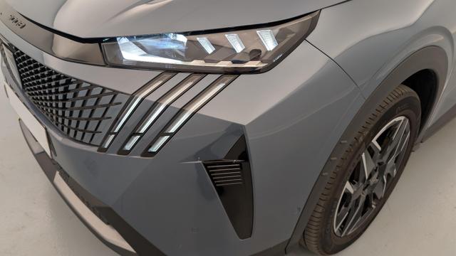 Peugeot 5008 HYBRID 145CH E-DCS6 GT 