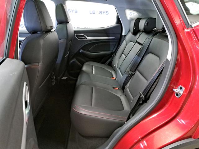 MG ZS Luxury 