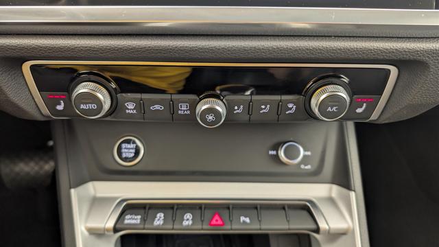 Audi Q3 35 TDI 150 ch S tronic 7 Design 