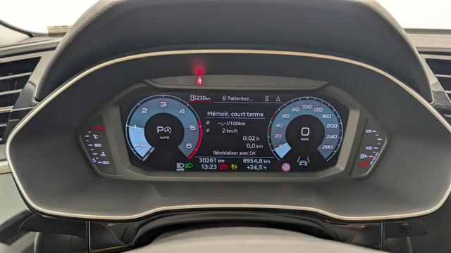 Audi Q3 35 TDI 150 ch S tronic 7 Design 