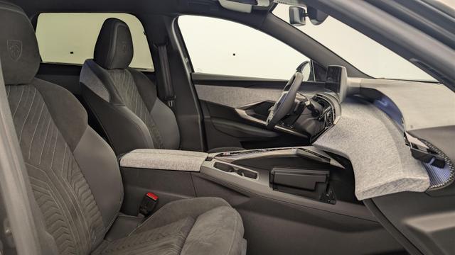 Peugeot 5008 HYBRID 145CH E-DCS6 GT 