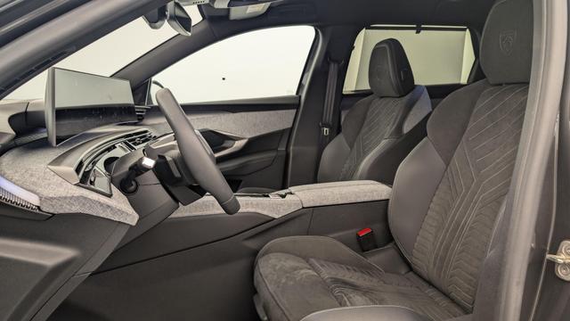 Peugeot 5008 HYBRID 145CH E-DCS6 GT 