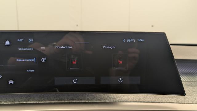Peugeot 5008 HYBRID 145CH E-DCS6 GT 