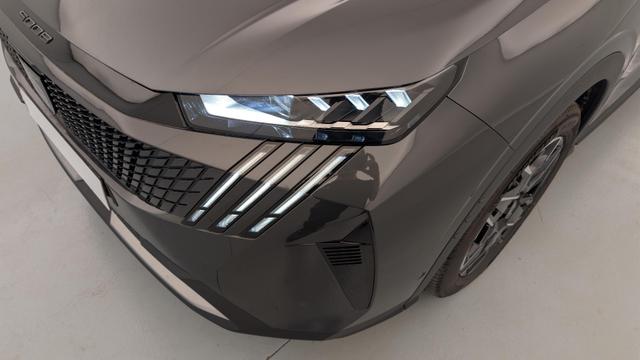 Peugeot 5008 HYBRID 145CH E-DCS6 GT 