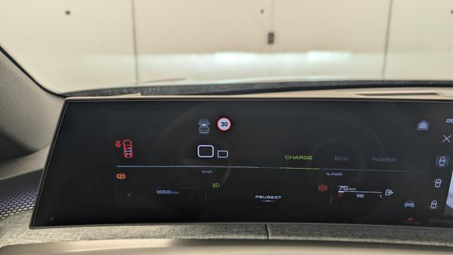 Peugeot 5008 HYBRID 145CH E-DCS6 GT 