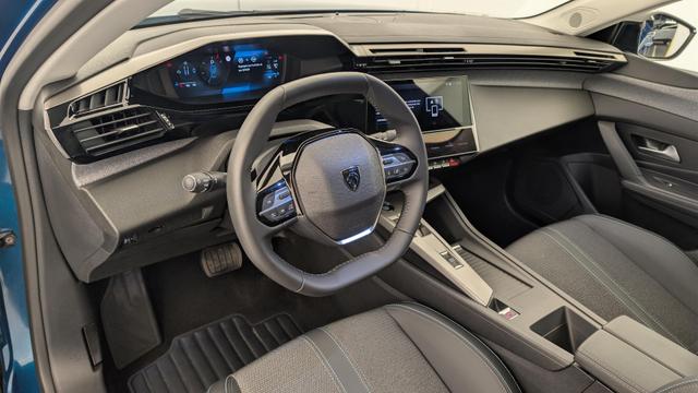 Peugeot 408 Hybrid 145 e-DCS6 Allure 