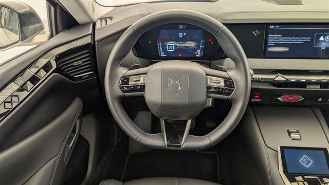 DS Automobiles 4 PureTech 130 EAT8 Rivoli 