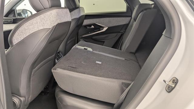 Peugeot 3008 Hybrid 145 e-DCS6 Allure 