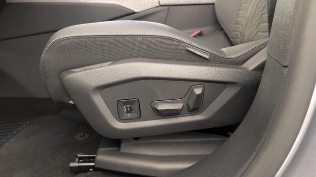 Peugeot 5008 HYBRID 145CH E-DCS6 GT 