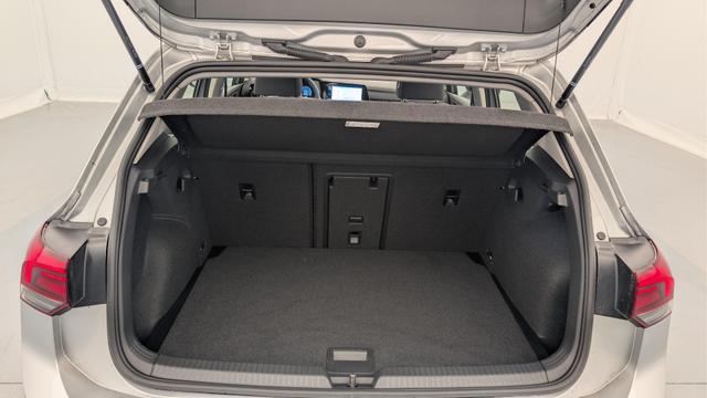 Volkswagen Golf 2.0 TDI SCR 116 DSG7 LIFE PLUS 