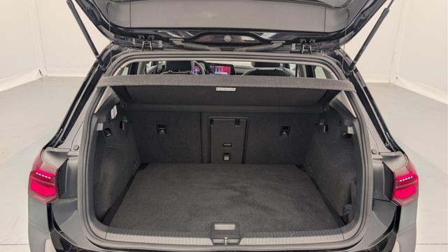 Volkswagen Golf 2.0 TDI SCR 150 DSG7 ACTIVE 