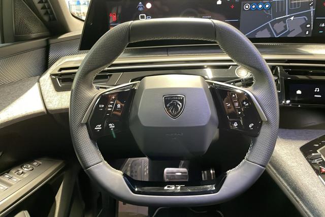Peugeot 3008 Hybrid 145 e-DCS6 GT 