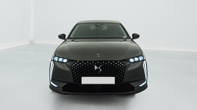 DS Automobiles 4 Hybride 145 e-DCT6 Etoile - Alcantara 
