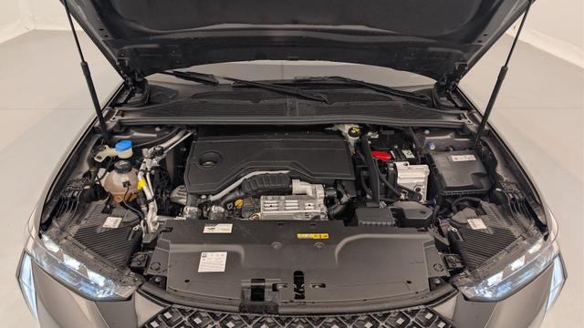 DS Automobiles 4 Hybride 145 e-DCT6 Etoile - Alcantara 