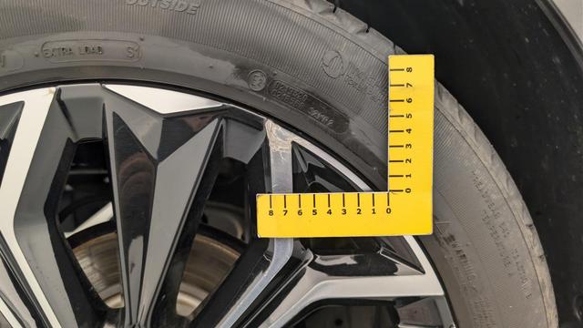 DS Automobiles 4 Hybride 145 e-DCT6 Etoile - Alcantara 