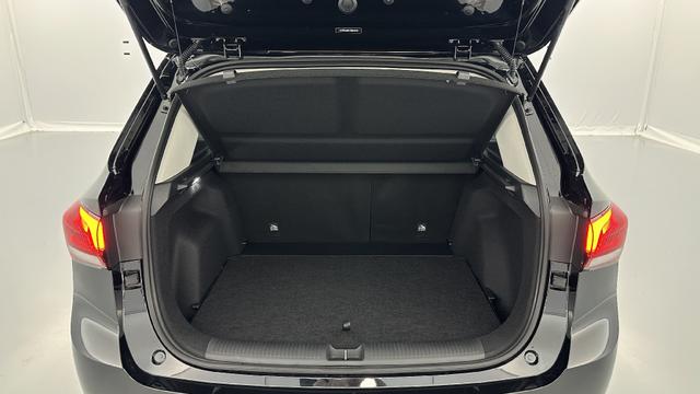 MG ZS Luxury 