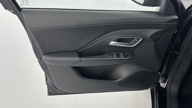 MG ZS Luxury 