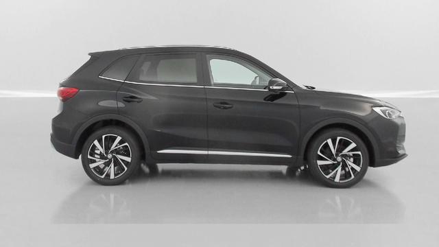 MG ZS Luxury 