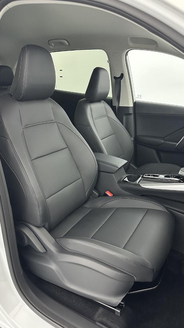 MG ZS Luxury 