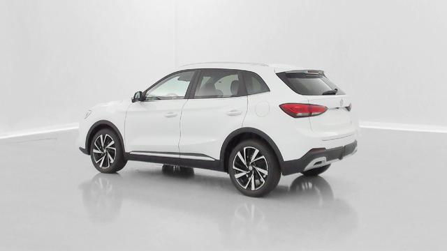 MG ZS Luxury 