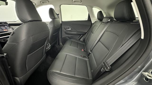 MG ZS Luxury 