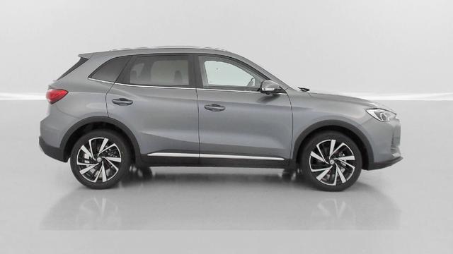 MG ZS Luxury 