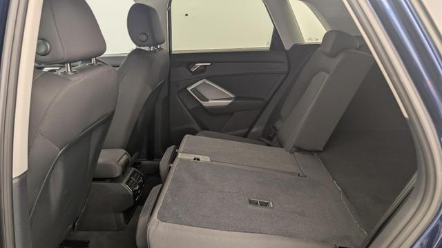 Audi Q3 35 TDI 150 ch S tronic 7 Design 
