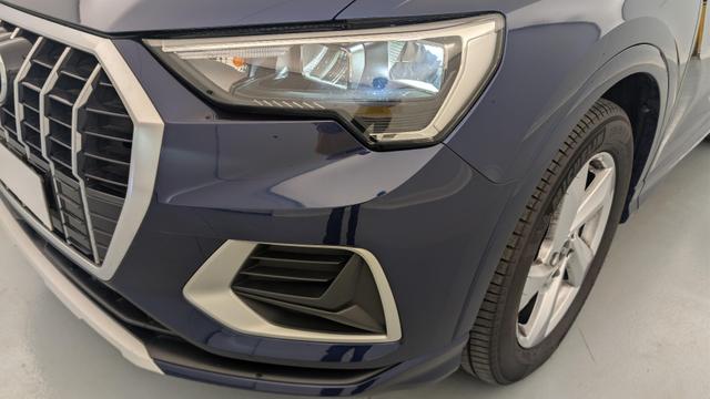 Audi Q3 35 TDI 150 ch S tronic 7 Design 