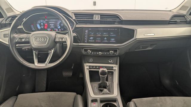 Audi Q3 35 TDI 150 ch S tronic 7 Design 