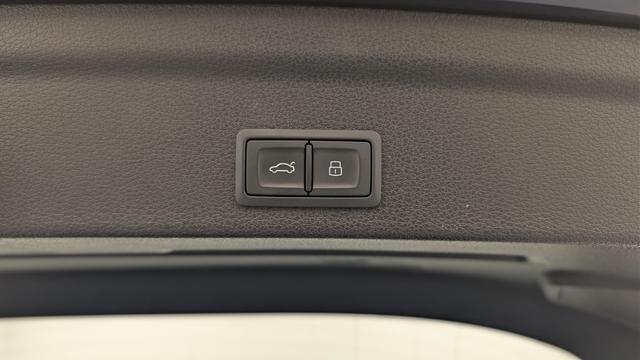 Audi Q3 35 TDI 150 ch S tronic 7 Design 