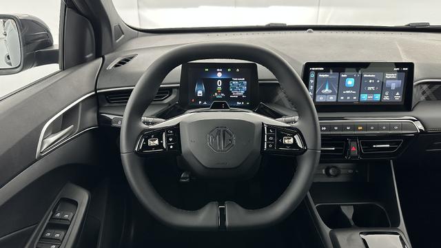 MG MG3 Luxury 3 