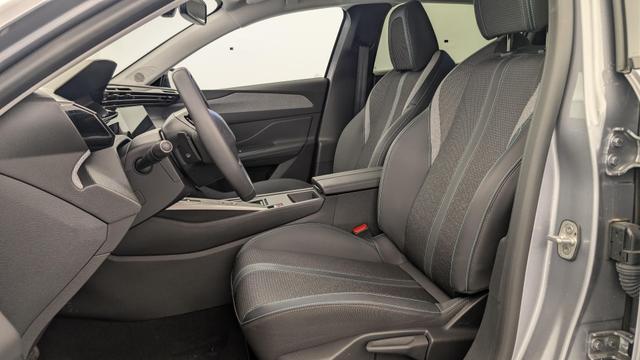 Peugeot 308 Hybrid 145 e-DCS6 Allure 