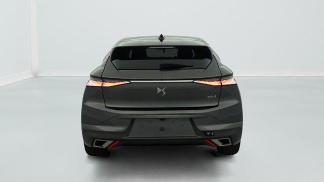 DS Automobiles 4 PureTech 130 EAT8 Rivoli 