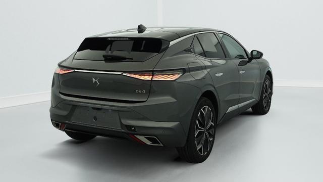 DS Automobiles 4 PureTech 130 EAT8 Rivoli 
