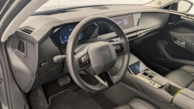 DS Automobiles 4 PureTech 130 EAT8 Rivoli 