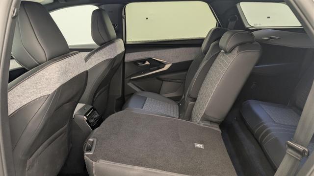 Peugeot 5008 HYBRID 145 CH E-DCS6 ALLURE 