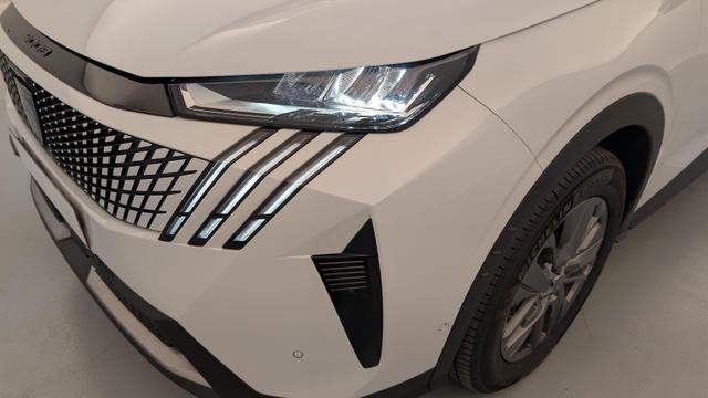 Peugeot 5008 HYBRID 145 CH E-DCS6 ALLURE 
